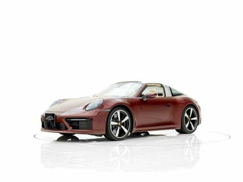 911