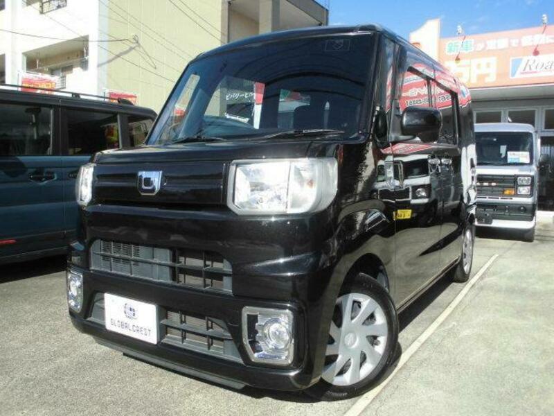 DAIHATSU WAKE