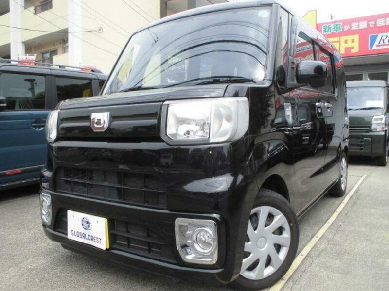 DAIHATSU WAKE