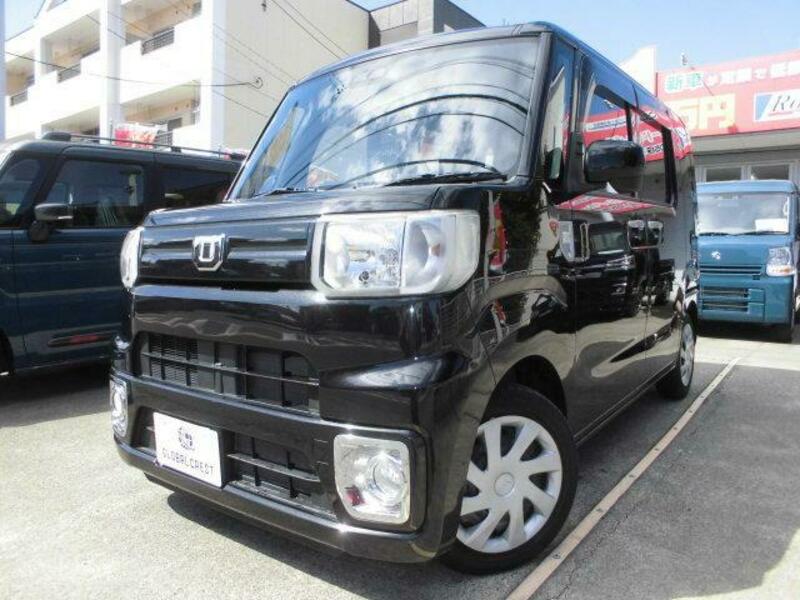 DAIHATSU WAKE