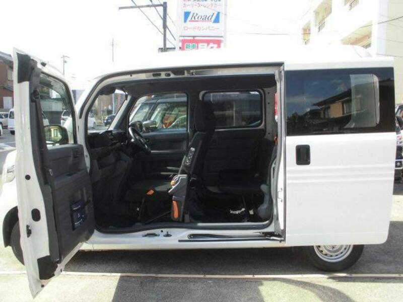 N-VAN