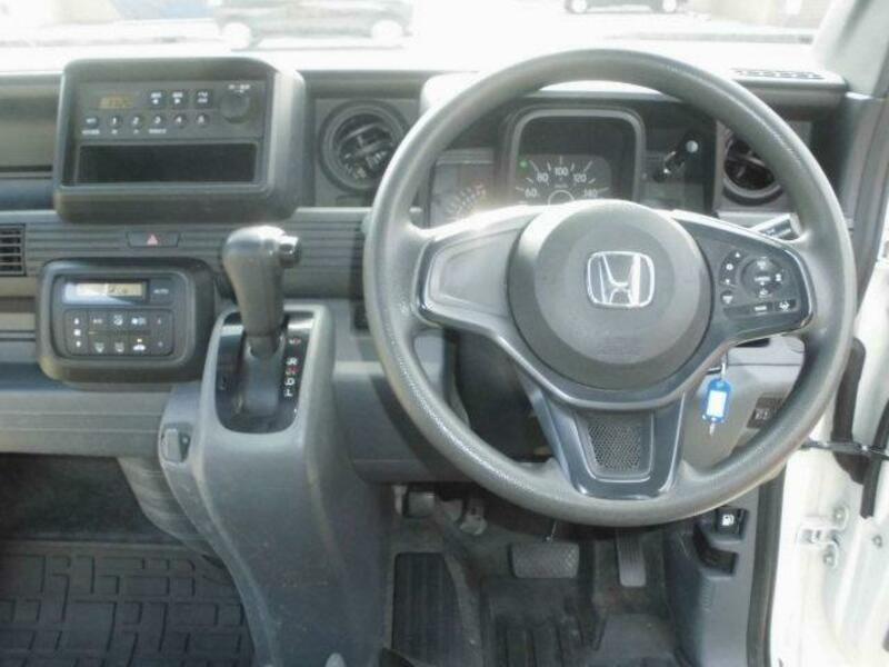 N-VAN