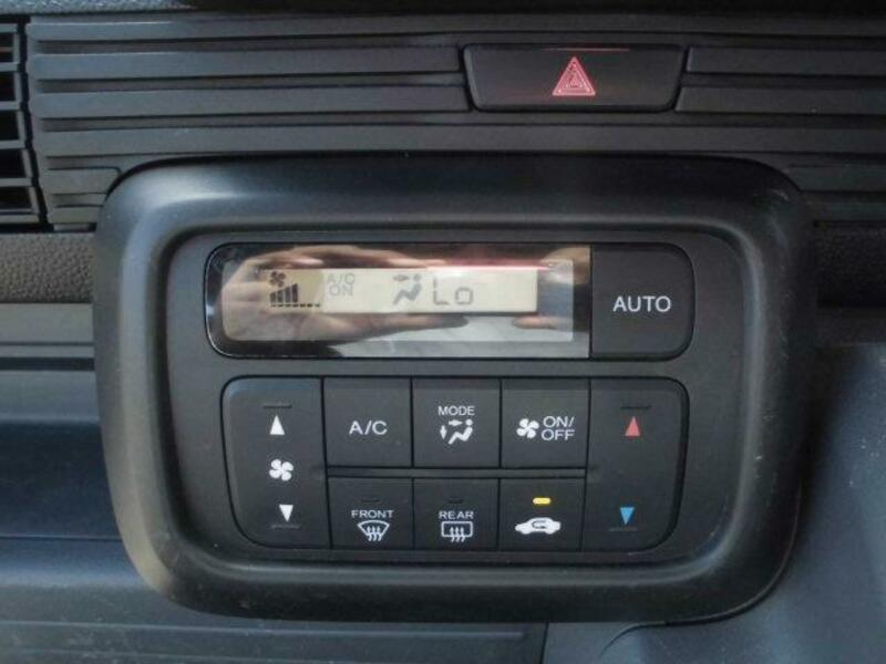N-VAN