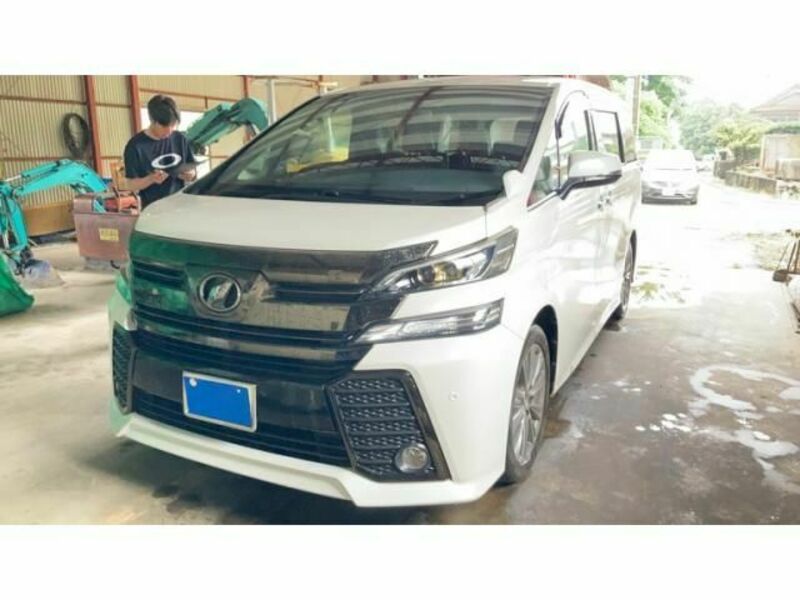 TOYOTA VELLFIRE