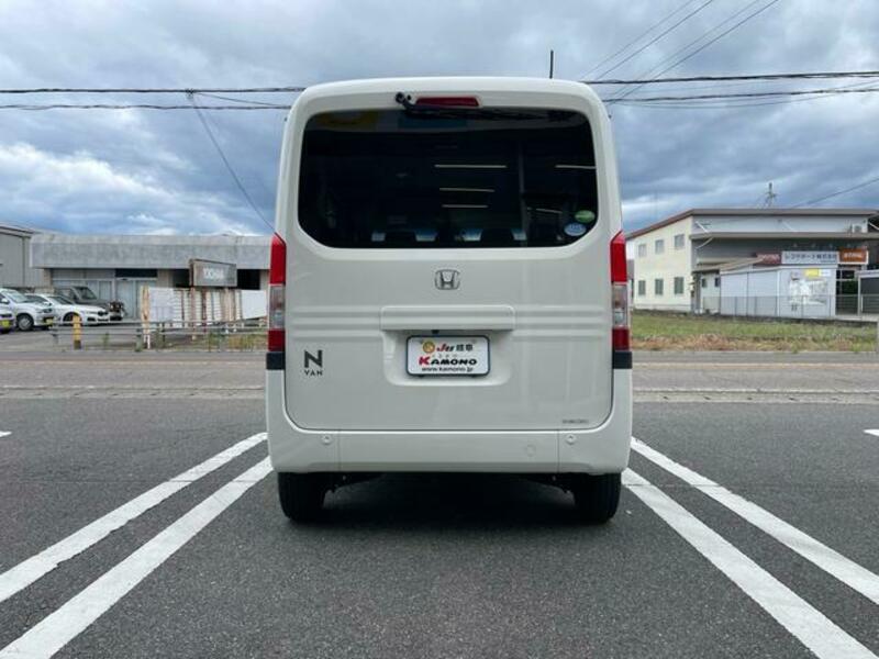 N-VAN
