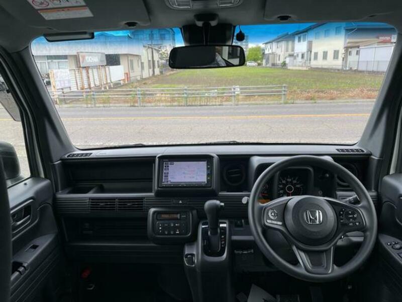 N-VAN
