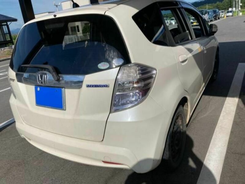 FIT HYBRID
