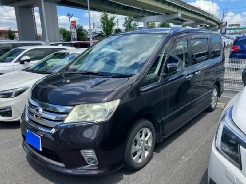 NISSAN SERENA