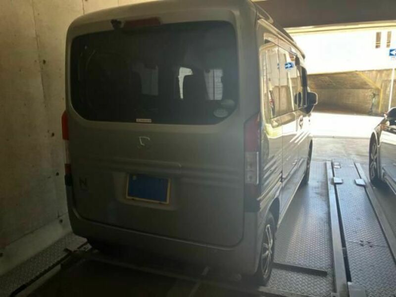 N-VAN