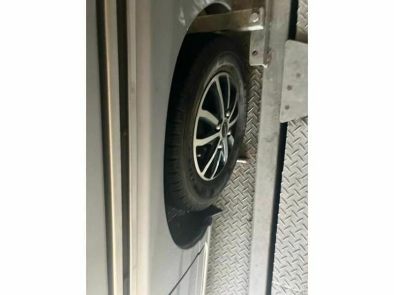 N-VAN