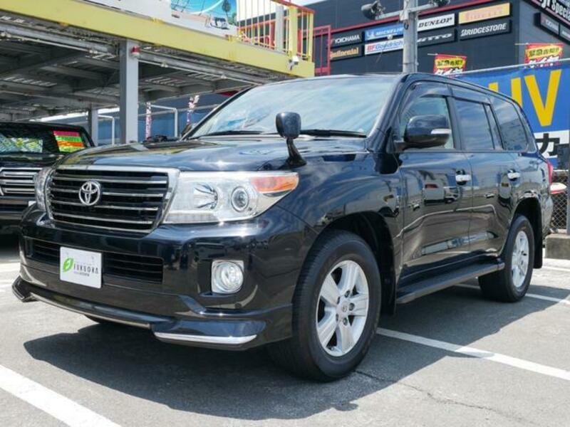 TOYOTA LAND CRUISER