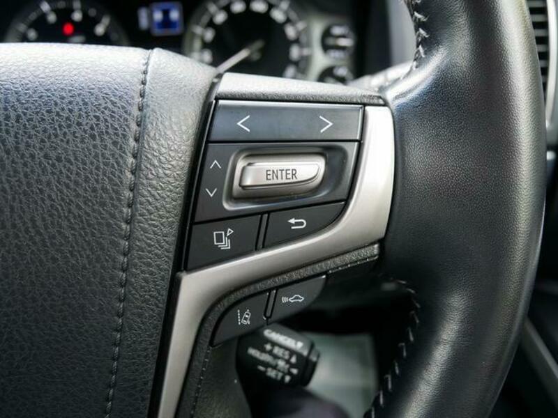 LAND CRUISER