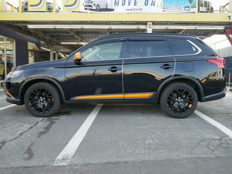 OUTLANDER
