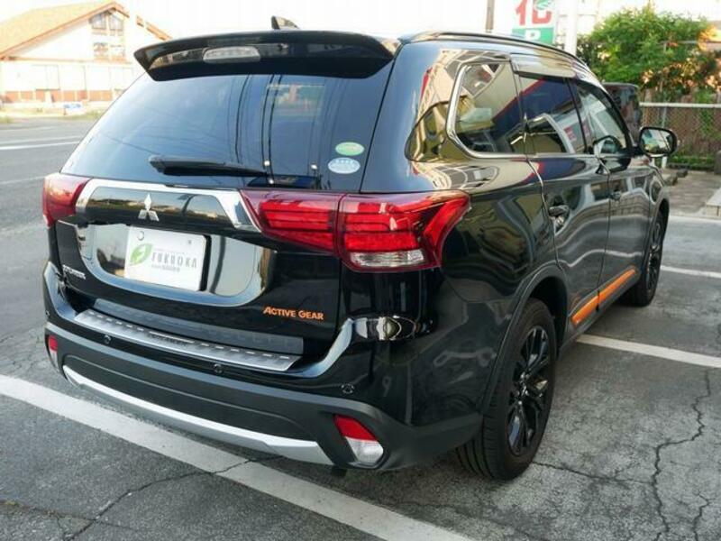 OUTLANDER