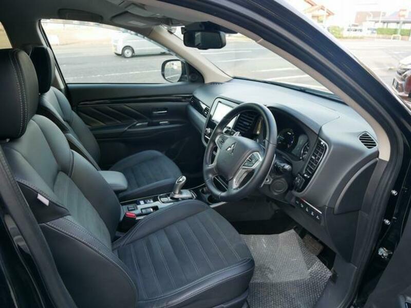 OUTLANDER PHEV