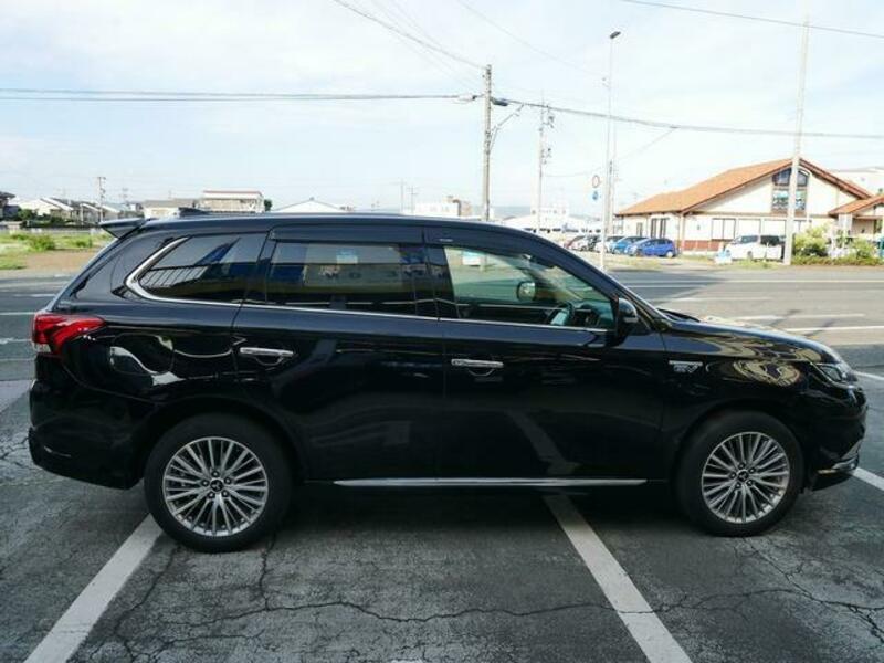 OUTLANDER PHEV
