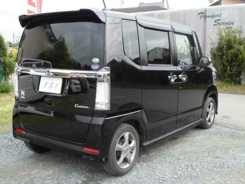 N BOX CUSTOM