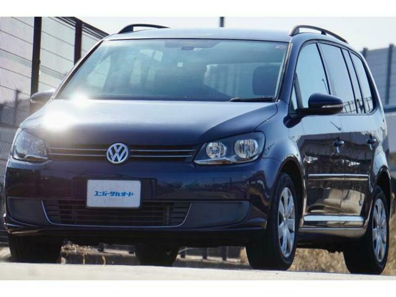 VOLKSWAGEN GOLF TOURAN