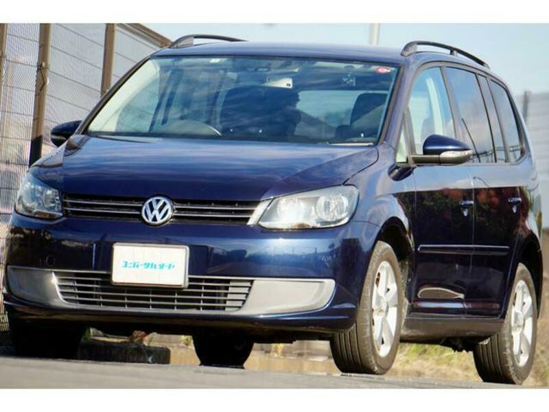 VOLKSWAGEN GOLF TOURAN
