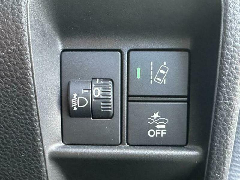 N-VAN
