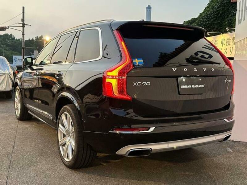 XC90