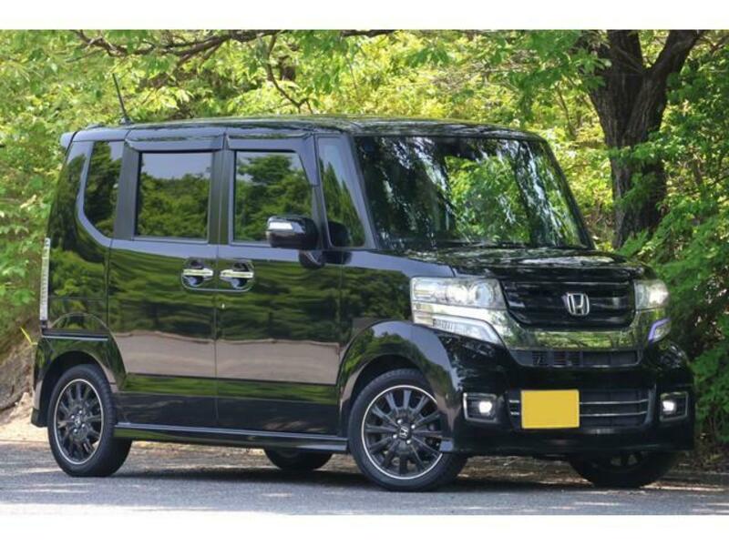 HONDA N BOX CUSTOM