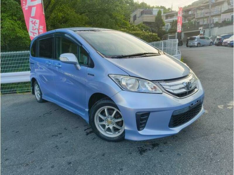 HONDA FREED HYBRID