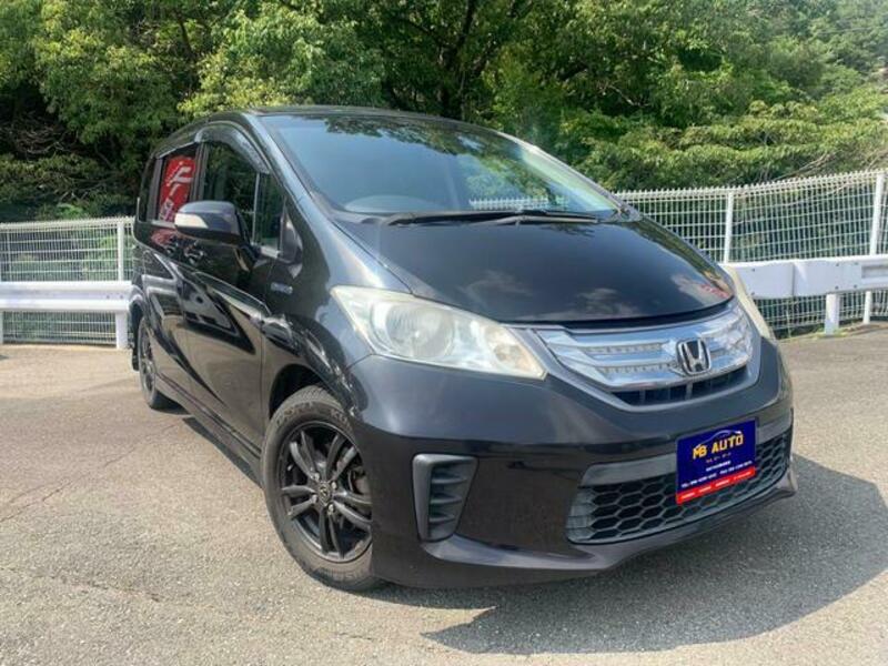 HONDA FREED HYBRID