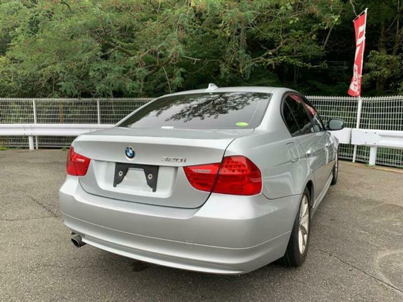 3 SERIES