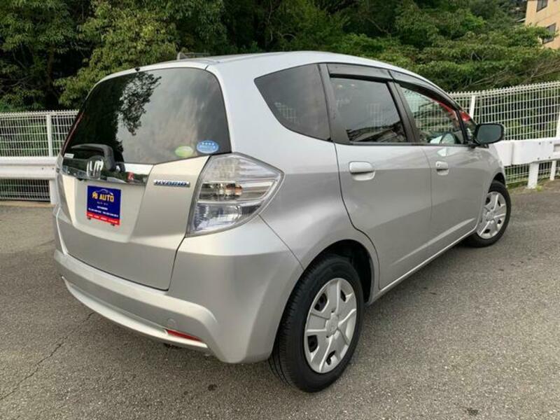 FIT HYBRID