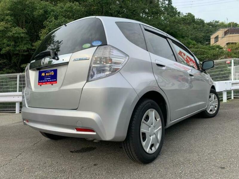 FIT HYBRID