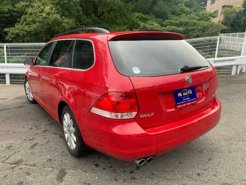 GOLF VARIANT