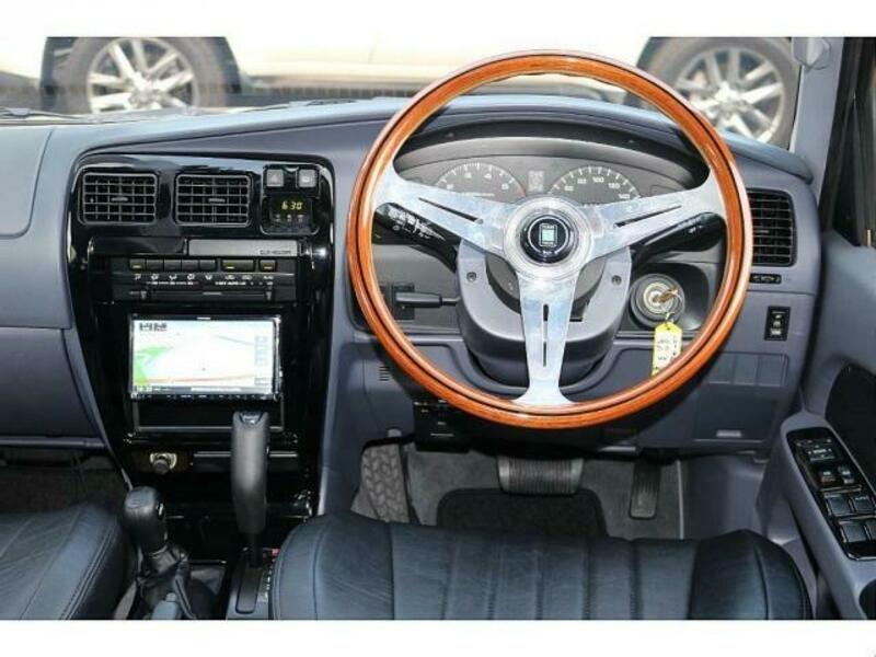 HILUX SURF