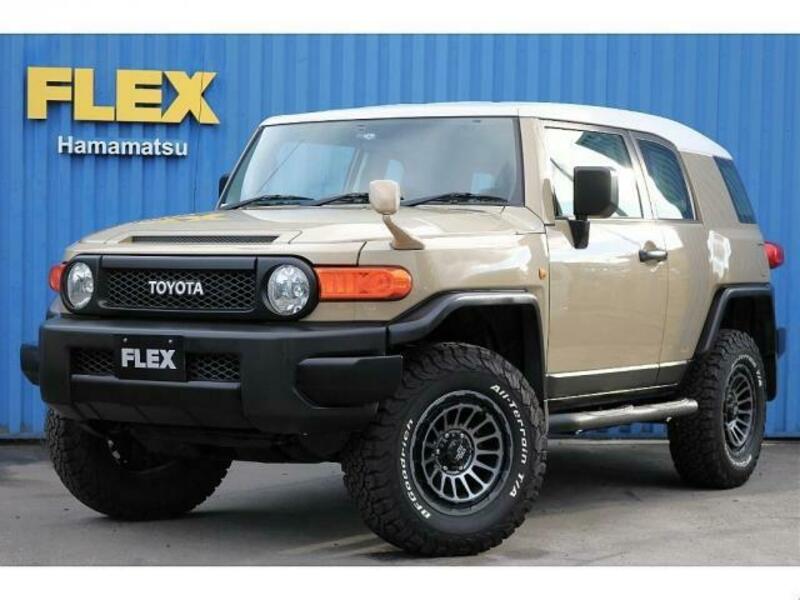 TOYOTA FJ CRUISER