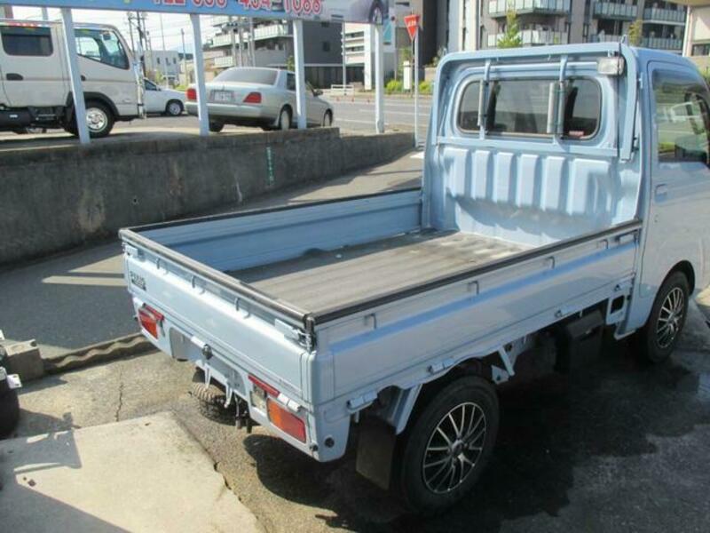 PIXIS TRUCK