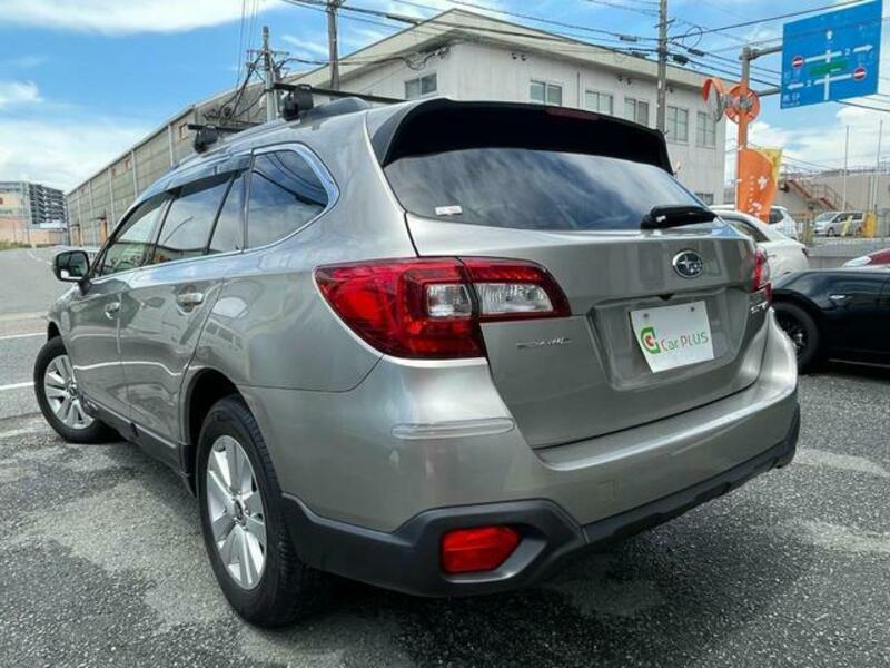 LEGACY OUTBACK