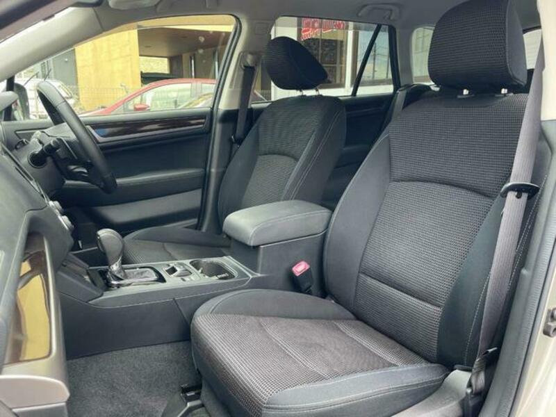 LEGACY OUTBACK