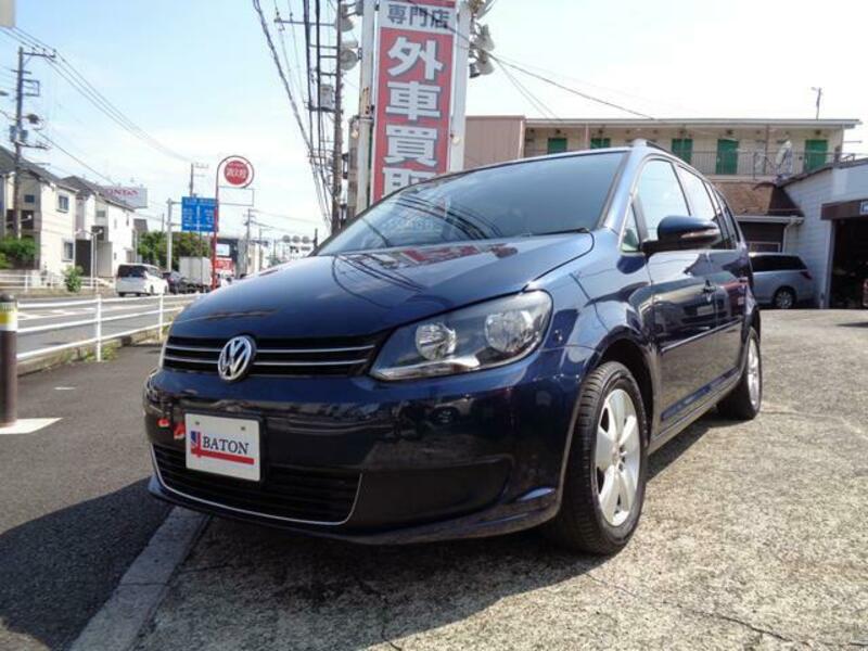 VOLKSWAGEN GOLF TOURAN