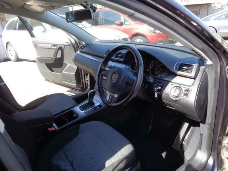 PASSAT VARIANT