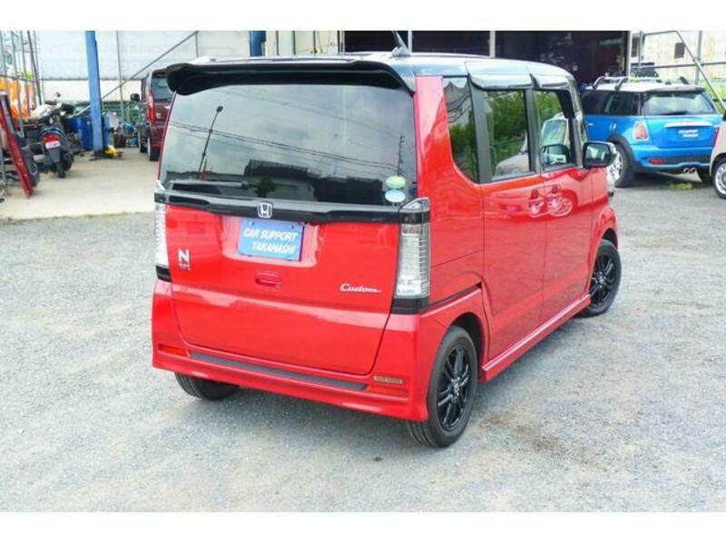 N BOX CUSTOM