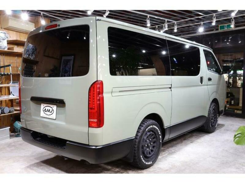 HIACE VAN