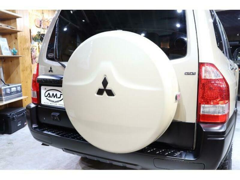 PAJERO