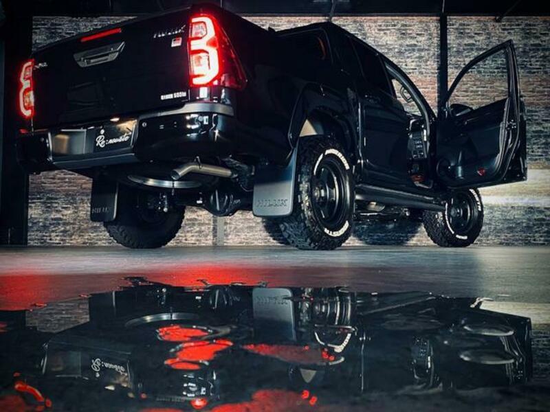 HILUX