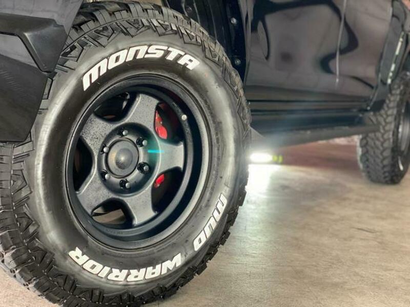 HILUX