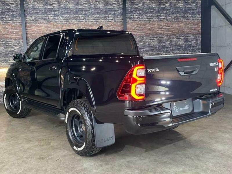 HILUX
