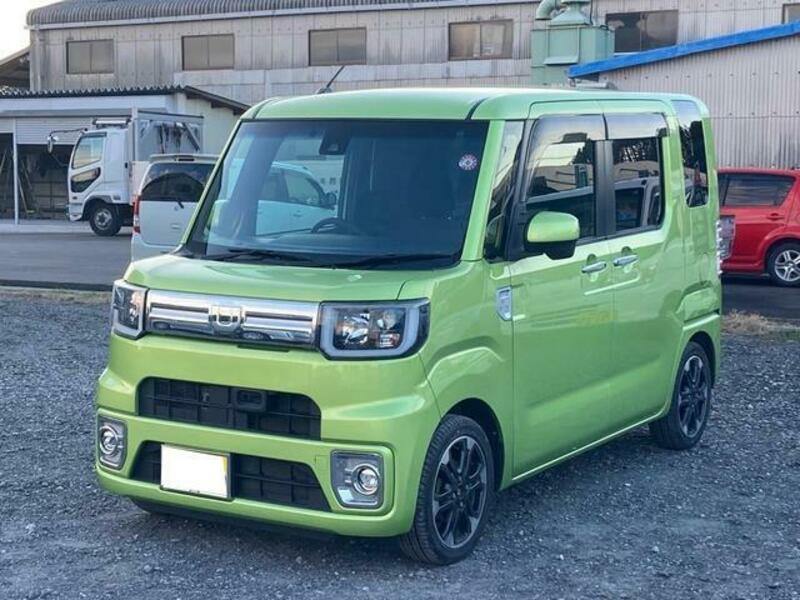 DAIHATSU WAKE