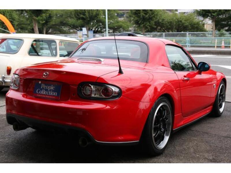 ROADSTER