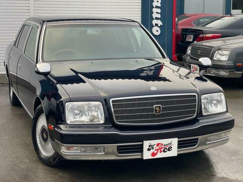 TOYOTA CENTURY