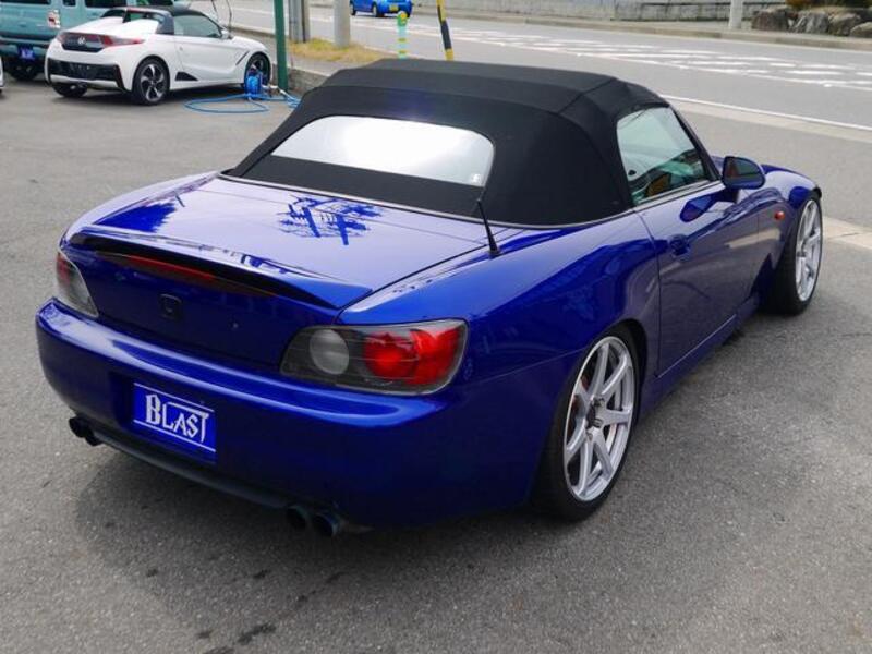 S2000