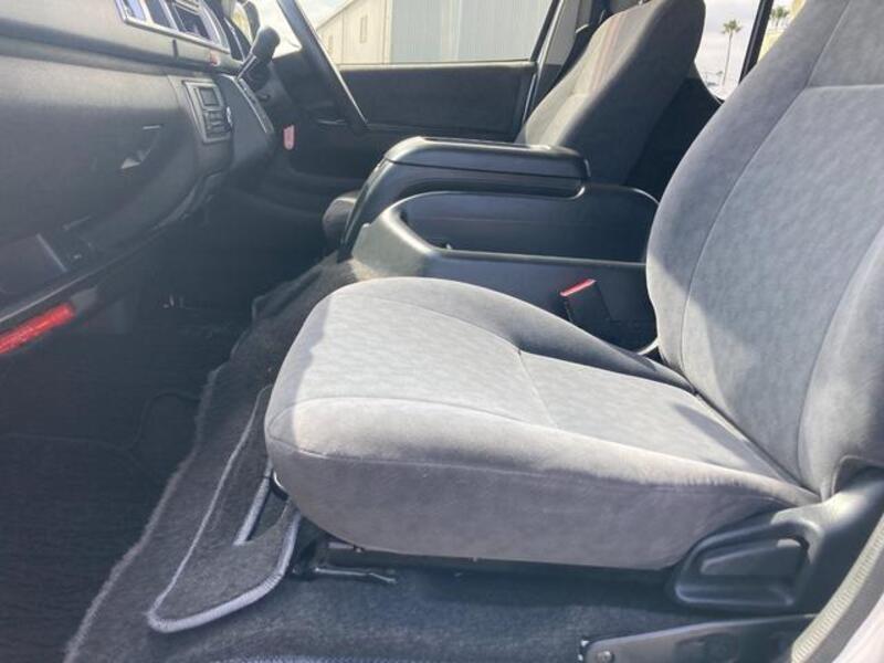 HIACE WAGON
